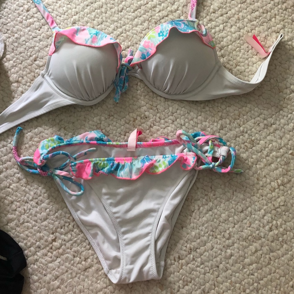 Victoria’s Secret push-up bikini